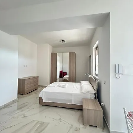 Kosmo Luxury Apartamento *